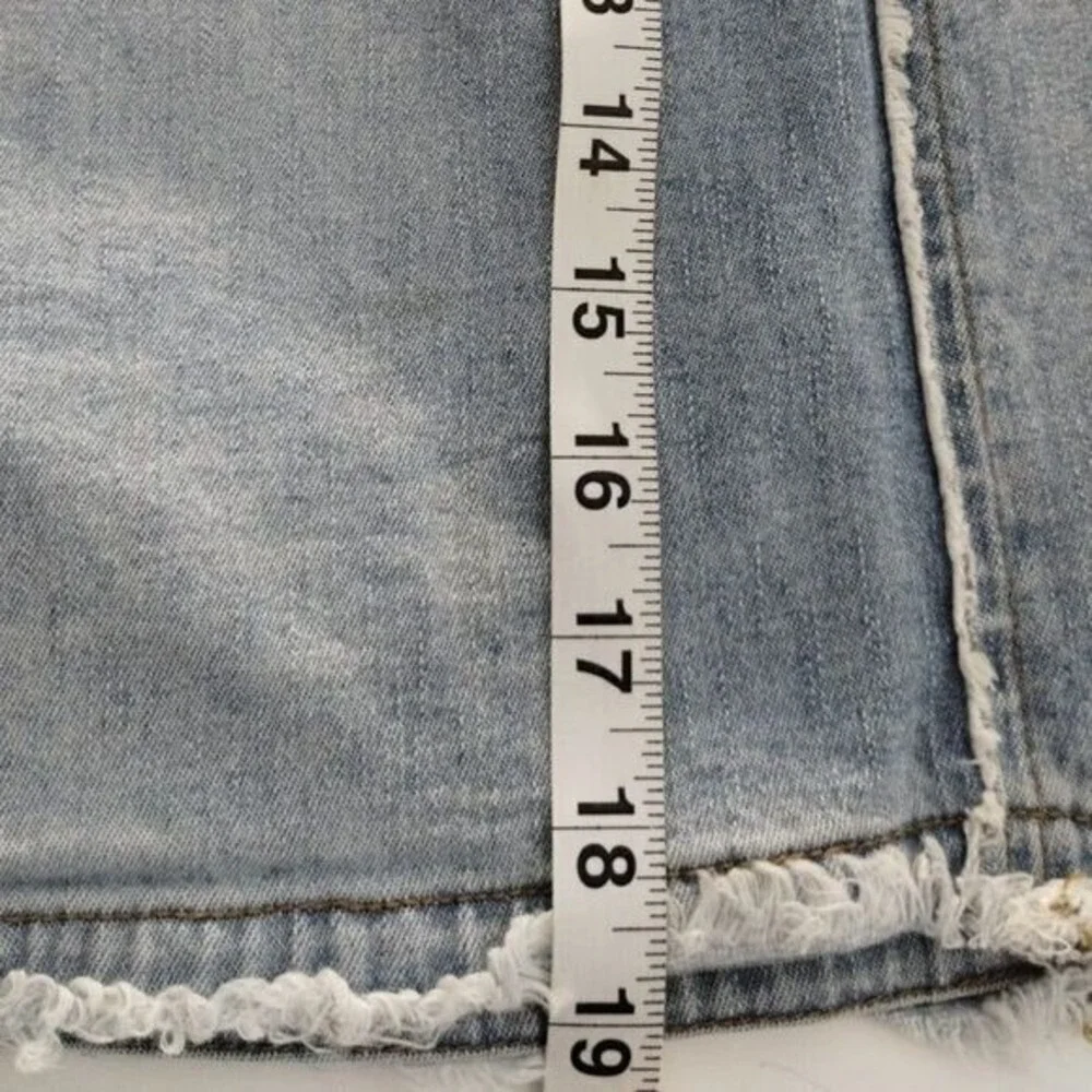 No Boundaries Denim Skirt Frayed Hem Light Wash Mini Skirt‎ Juniors Size15